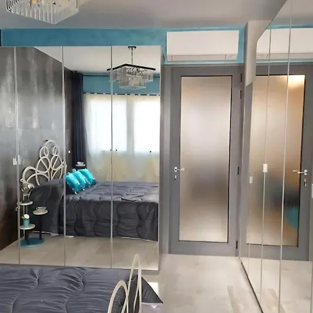 Διαμέρισμα Blue Holidays *