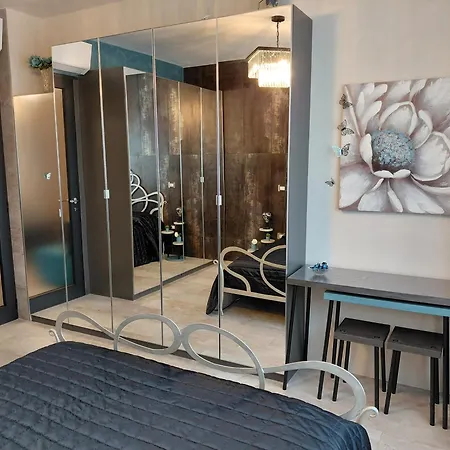 Blue Holidays Διαμέρισμα Βιαρέτζιο