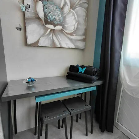 Blue Holidays Βιαρέτζιο