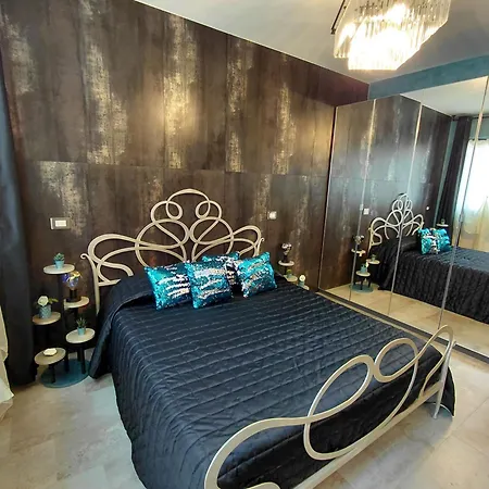 Blue Holidays * Βιαρέτζιο